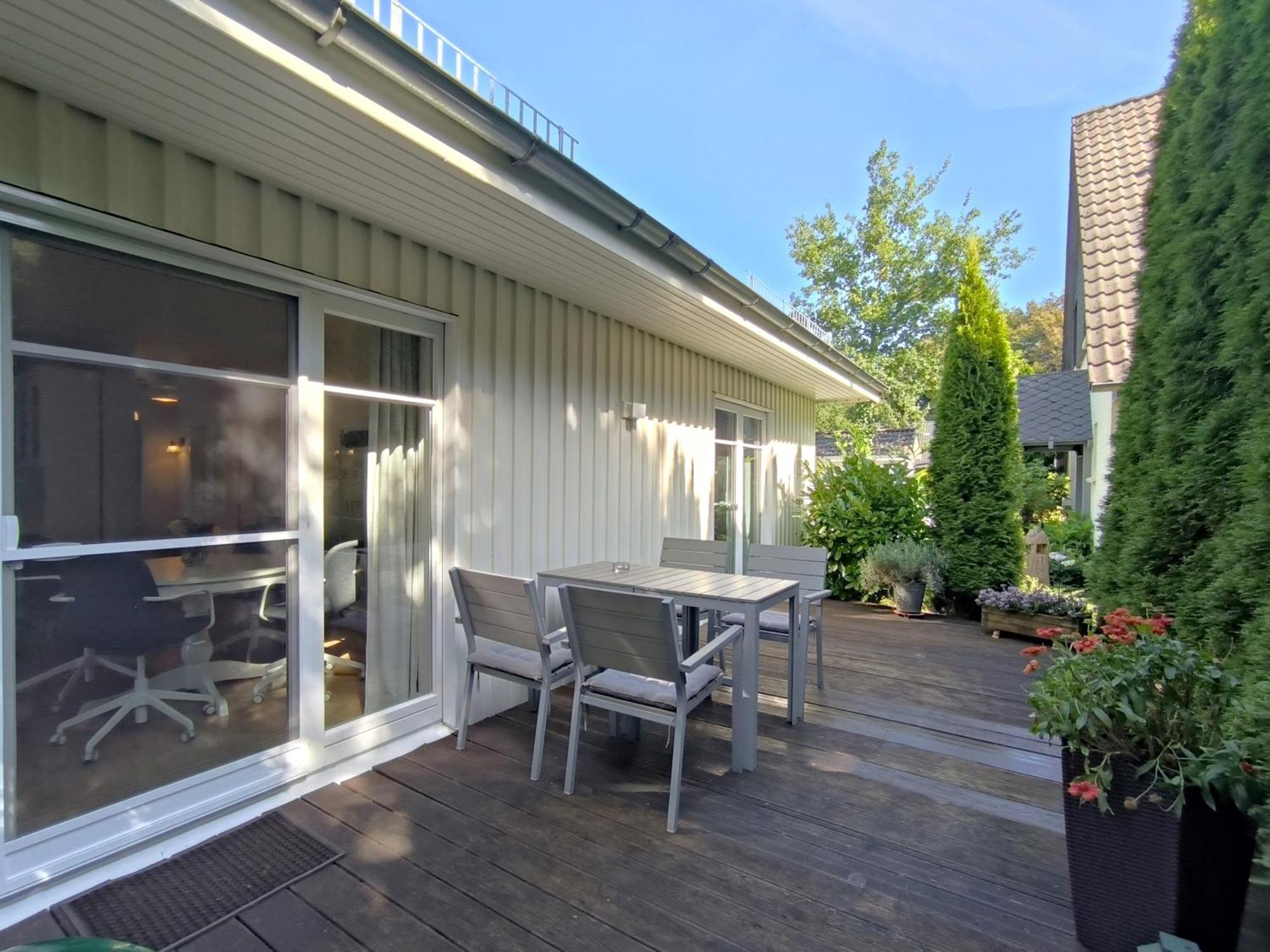 Ferienhaus Inger - Stilvolles Und Modernes Ferienhaus Mit Terrasse Und Gartennutzung タープ エクステリア 写真